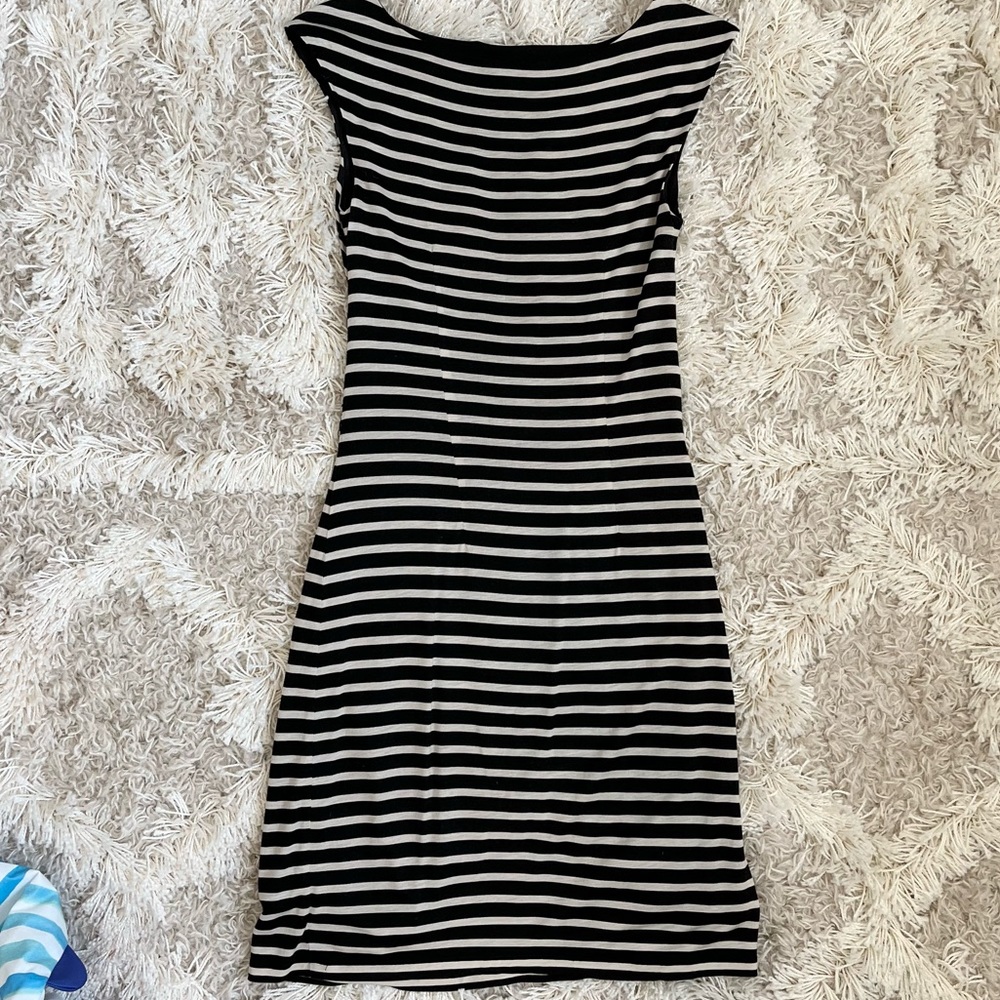 LOFT - Fitted Striped MIDI Dress - Picture 2 of 4